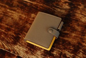 ドイツシュリンクを使用した　『ロディアカバー』
